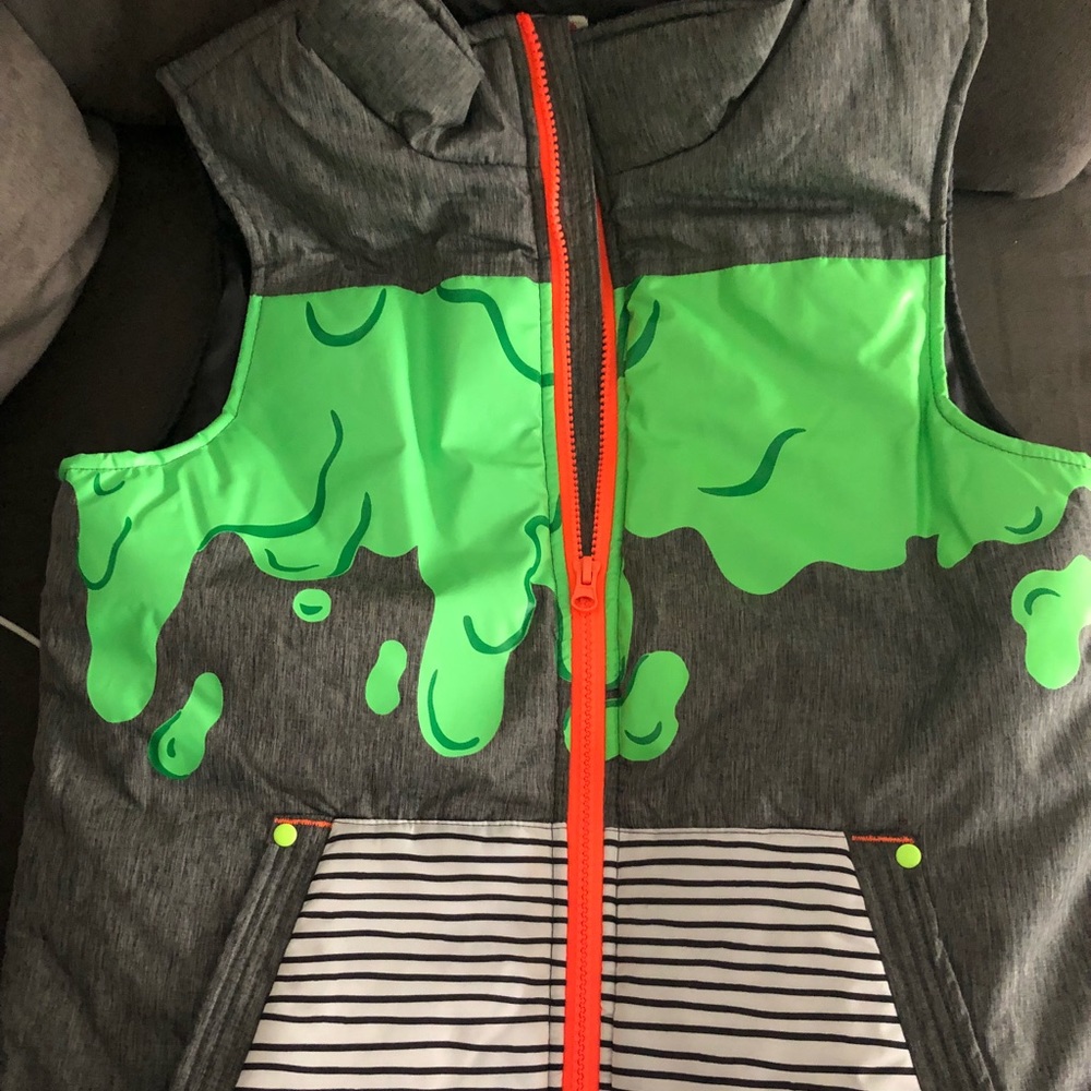 Slime print zip up vest